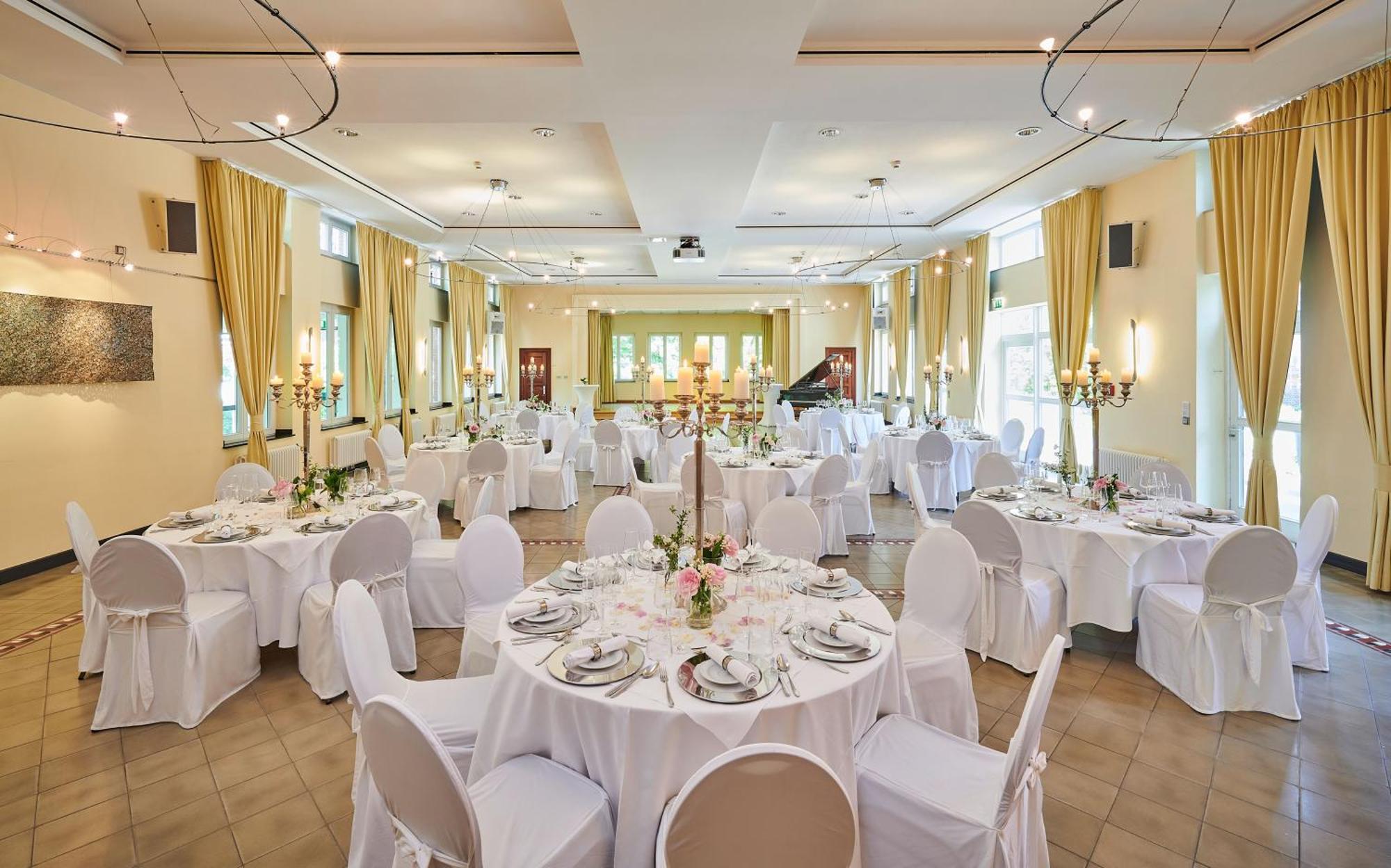 Hotel Mutterhaus Duesseldorf Zewnętrze zdjęcie