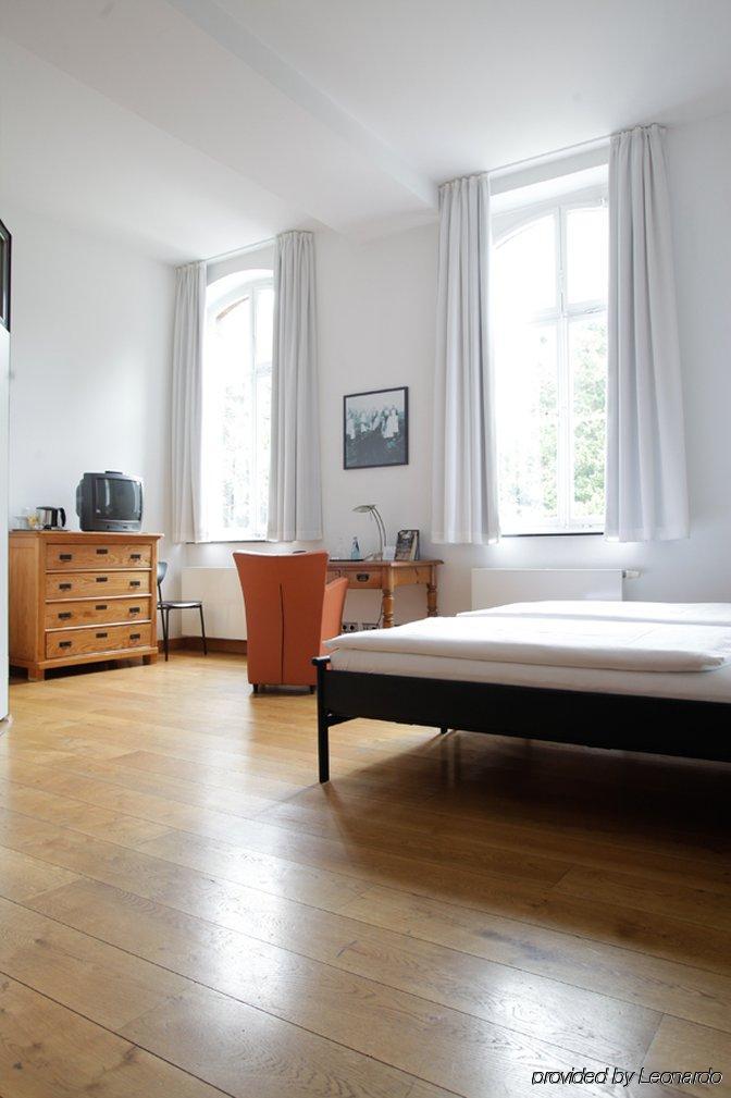 Hotel Mutterhaus Duesseldorf Pokój zdjęcie