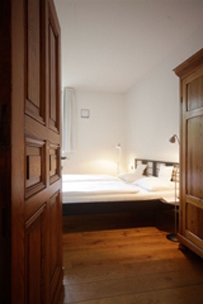 Hotel Mutterhaus Duesseldorf Zewnętrze zdjęcie