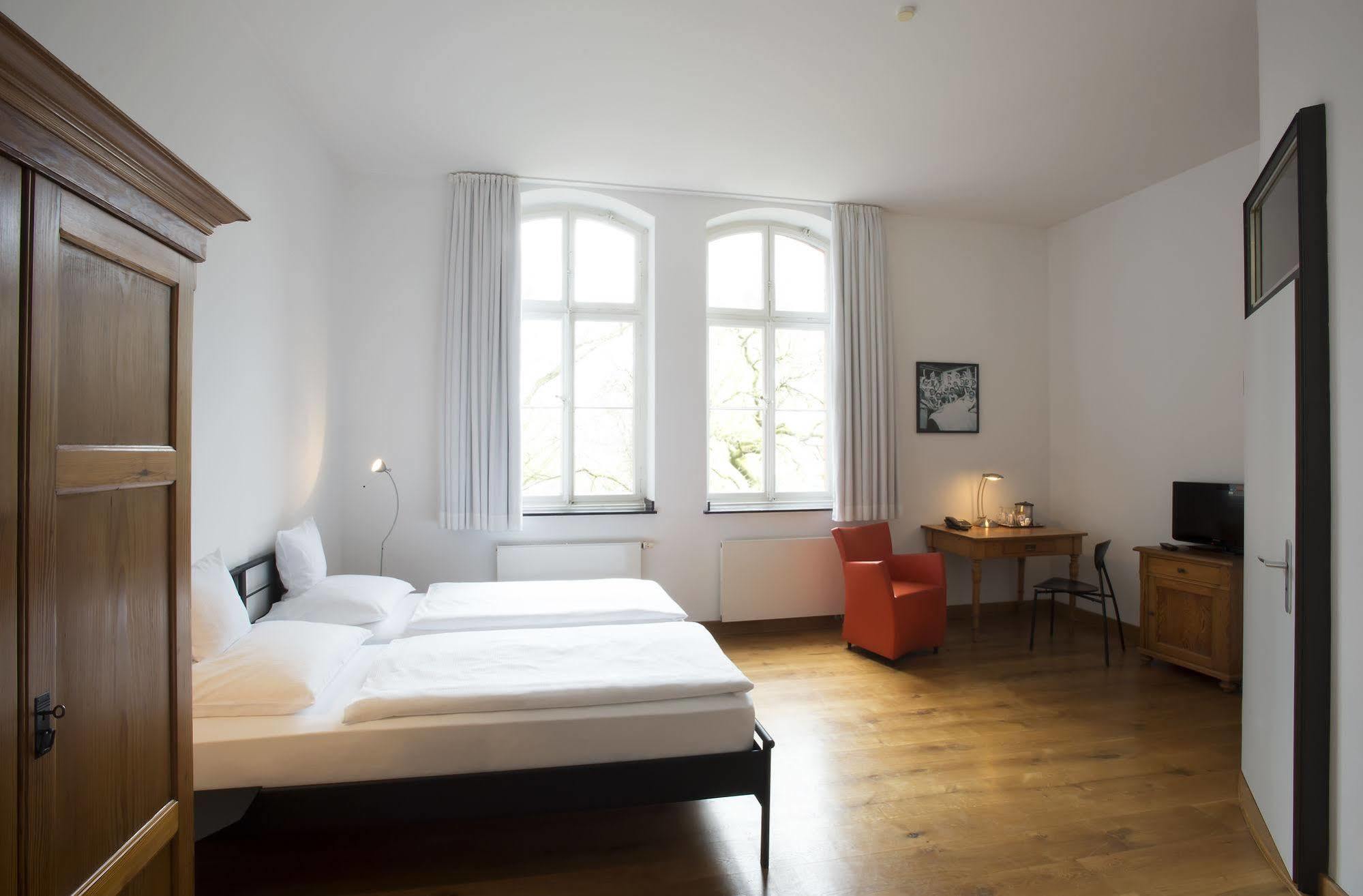 Hotel Mutterhaus Duesseldorf Zewnętrze zdjęcie